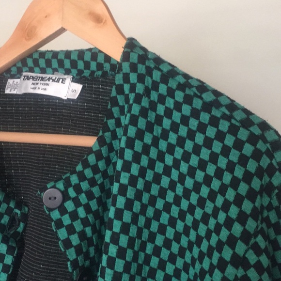 Green and black jacket - Picture 8 of 8